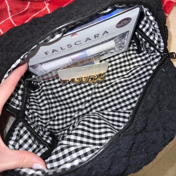 Moon Nude Large makeup bag black quilted furry fluffy plaid gingham white - Picture 6 of 7